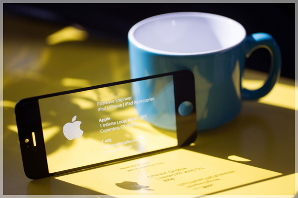 iPhone-Glass-Card