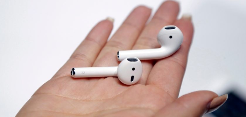 AirPods της apple