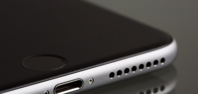 Il suono delle cuffie dell'iPhone non funziona come dovrebbe? Prova queste semplici soluzioni