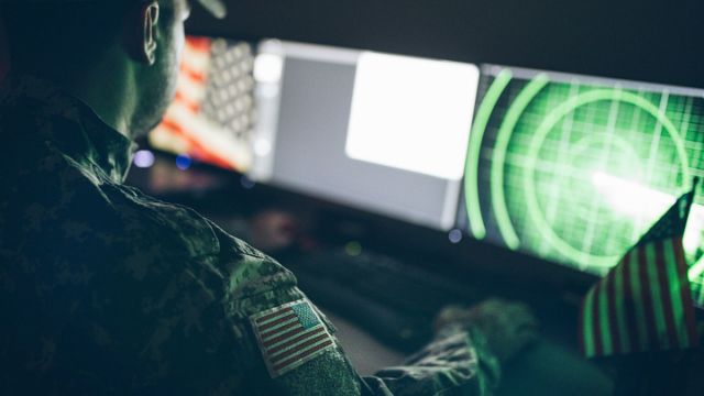 Bumili ang US Militar ng Data ng Lokasyon