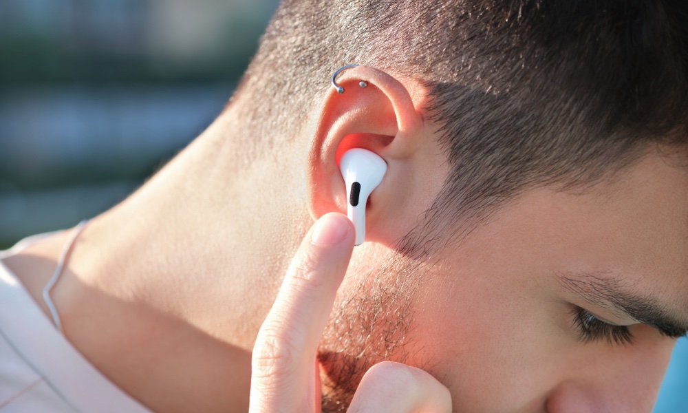 Estos audífonos inalámbricos son los únicos que no se salen de las orejas,  incluso cuando corro y sudo