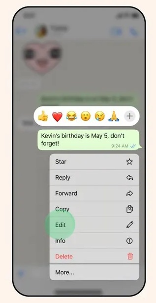 De iPhoneIslam.com, uma captura de tela da edição de uma mensagem no WhatsApp