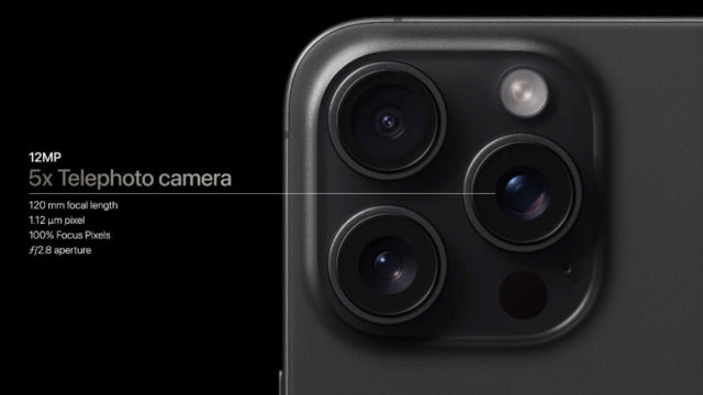 From iPhoneIslam.com The iPhone 11 cameras have a resolution of 5 megapixels.