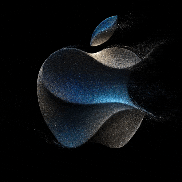 من iPhoneIslam.com، خلفية سوداء عليها شعار Apple المميز لجهاز آي فون 15.