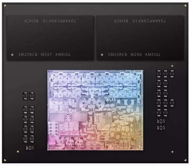 Da iPhoneIslam.com, un'immagine di un chip CPU spaventosamente veloce.