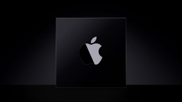 من iPhoneIslam.com، يظهر شعار Apple على خلفية سوداء.