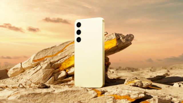 من iPhoneIslam.com، هاتف Xiaomi redmi note 5x باللون الأبيض على صخرة في مؤتمر Unpacked 2024، الذي يعرض مجموعة من