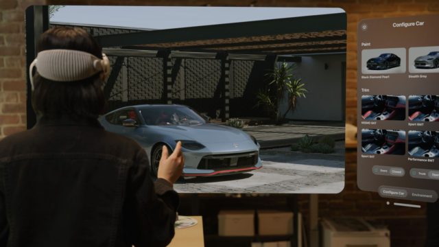 Sur iPhoneIslam.com, une personne utilise la réalité augmentée pour personnaliser une voiture virtuelle affichée à l'écran dans un environnement intérieur moderne.