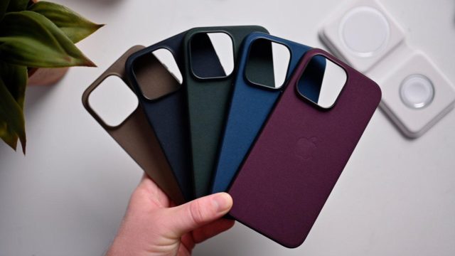 来自 iPhoneIslam.com，一只手拿着三个绿色和栗色不同颜色的硅胶手机壳，背景是推按技术。