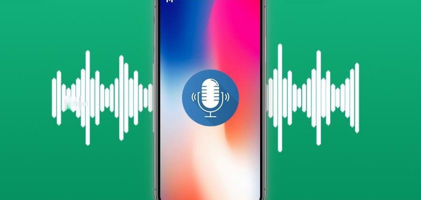 De iPhoneIslam.com, un teléfono inteligente con reconocimiento de voz de iPhone e interfaz de grabación de llamadas en pantalla sobre un fondo verde.