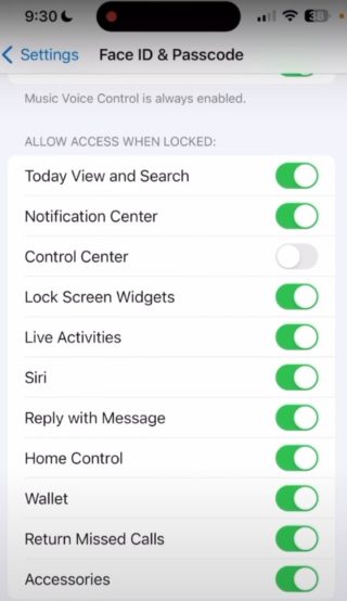 من iPhoneIslam.com، لقطة شاشة لقائمة إعدادات الـ آي فون تعرض مفاتيح التغيير لميزات مختلفة مثل المركز