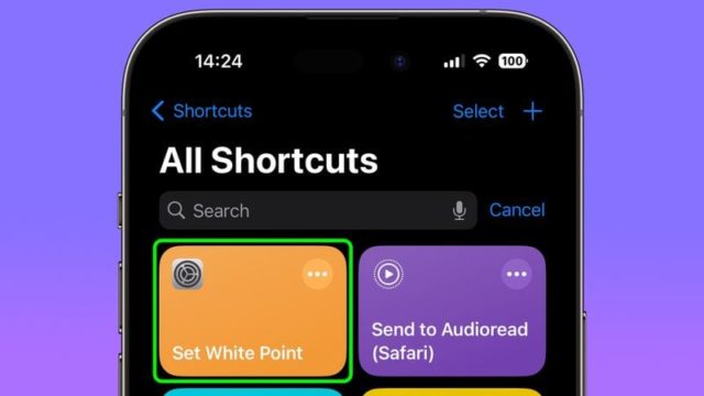 من iPhoneIslam.com، شاشة الآيفون تعرض تطبيق "الاختصارات" مع خيارات مثل "Set White Point" و"Send to Audioread (Safari)" على خلفية زرقاء متدرجة، مثالية لإجراء تعديلات على تقييد الكتابة عند النوم.