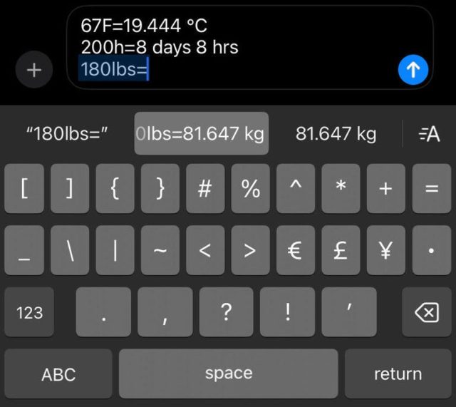 De iPhoneIslam.com A tela do smartphone iOS 18 exibe uma calculadora que realiza várias conversões, incluindo a conversão de Fahrenheit em Celsius, horas em dias e horas e libras em quilogramas. O teclado abaixo possui teclas numéricas e simbólicas para facilitar a entrada e está perfeitamente integrado ao aplicativo Mensagens para compartilhar suas contas.