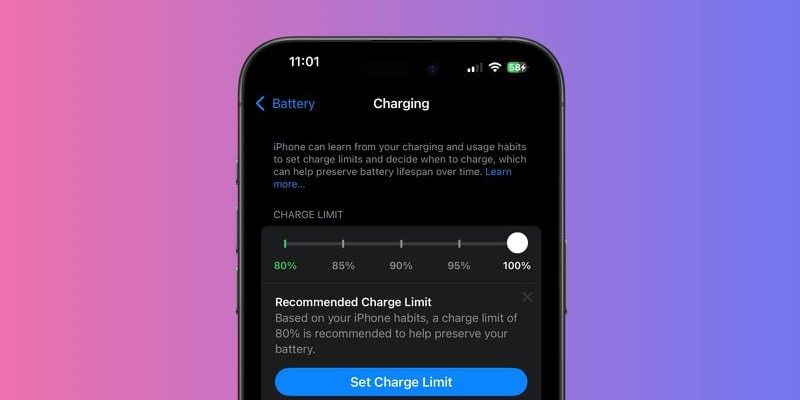 Mula sa iPhoneIslam.com, ipinapakita ng screen ng telepono ang mga setting ng pag-charge ng baterya ng iPhone na may opsyong magtakda ng maximum na limitasyon sa pagsingil sa pagitan ng 80% at 100%, kasama ang inirerekomendang limitasyon sa pagsingil na 80% upang makatulong na mapanatili ang buhay ng baterya, lahat ay na-optimize ng iOS 18 bago .