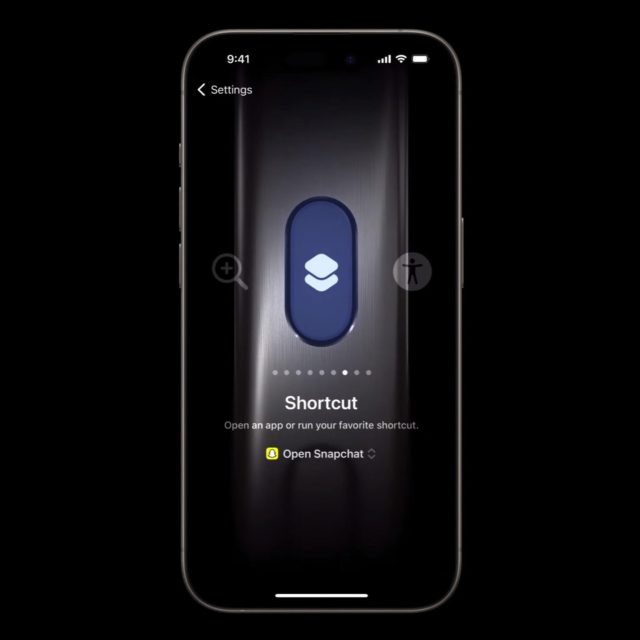 Desde iPhoneIslam.com, la pantalla de un teléfono inteligente muestra una configuración que se puede usar para abrir la aplicación Snapchat, con un ícono de botón de precaución azul central, posiblemente en el nuevo y elegante iPhone 16.