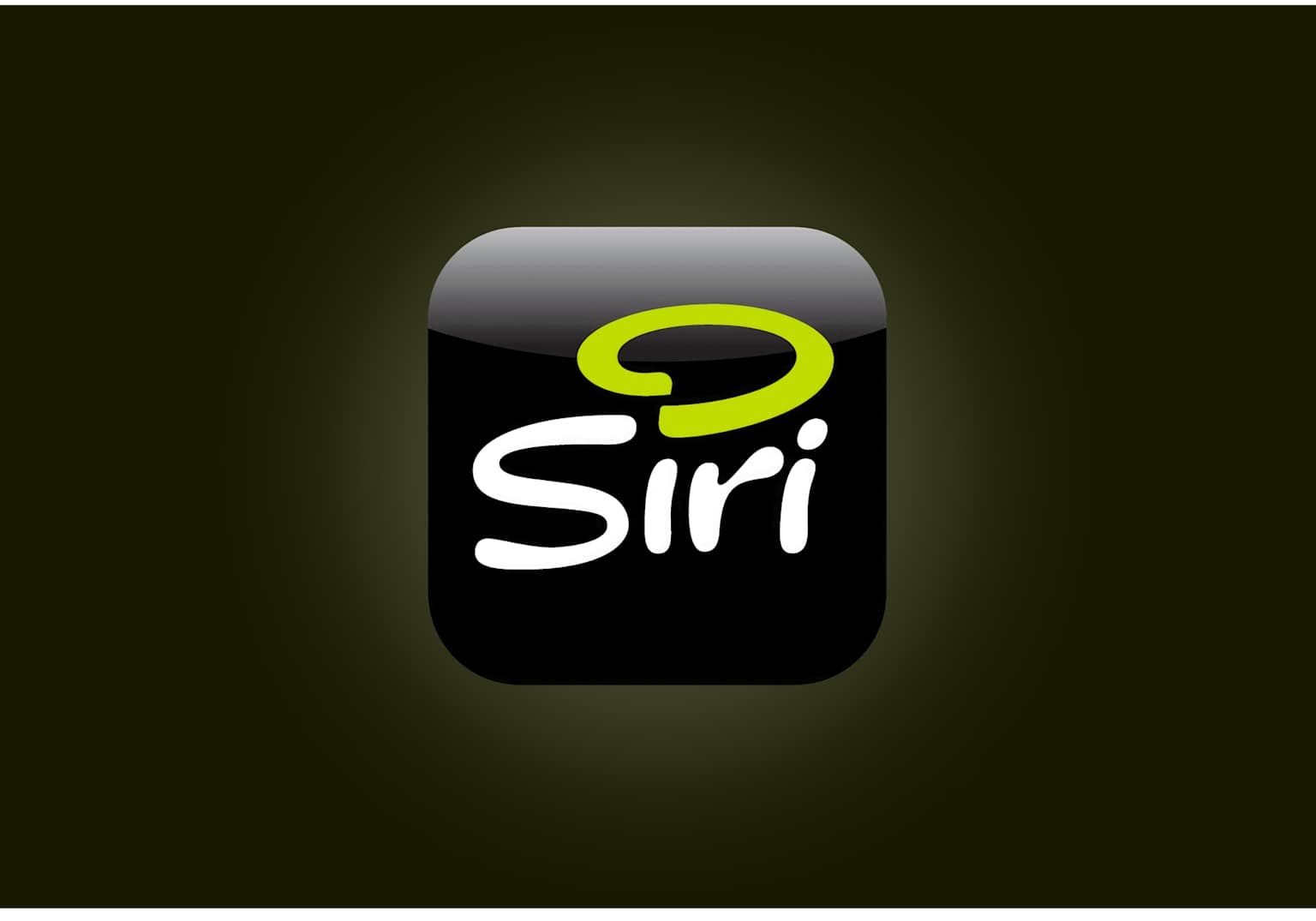 من iPhoneIslam.com، أيقونة مربعة سوداء ذات حواف مستديرة، وكلمة "Siri" مكتوبة بخط أبيض أنيق، ودوامة خضراء ترتفع فوق الحرف "i"، تجسد جوهر نشأة Siri.