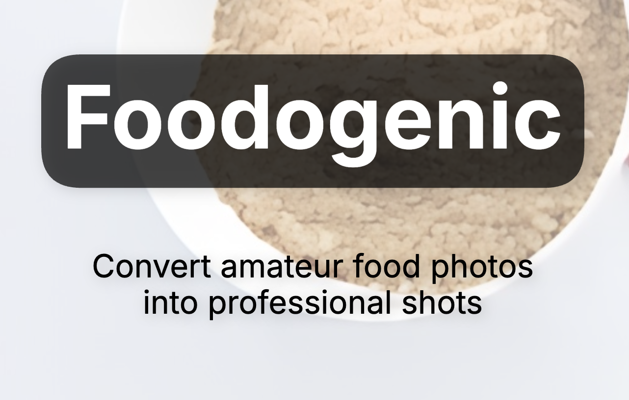 من iPhoneIslam.com، وعاء أبيض من مسحوق الطعام المجفف مكتوب عليه "تطبيق طعام مجفف - حوّل صور الطعام العادية إلى لقطات أشهى واحترافية" معروض فوق الصورة.