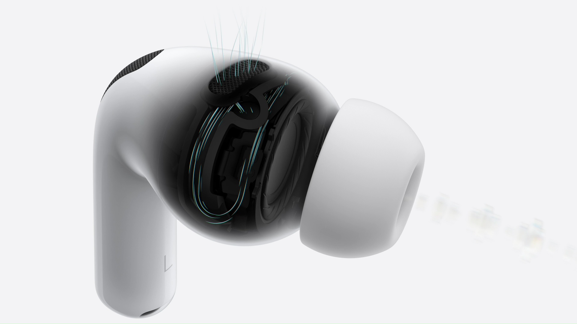 من موقع فون إسلام: منظر عن قرب لسماعة أذن لاسلكية بيضاء من Airpods Pro 3 ذات غلاف خارجي شبه شفاف يكشف عن مكوناتها الداخلية وميزاتها الجديدة في دليل شامل.