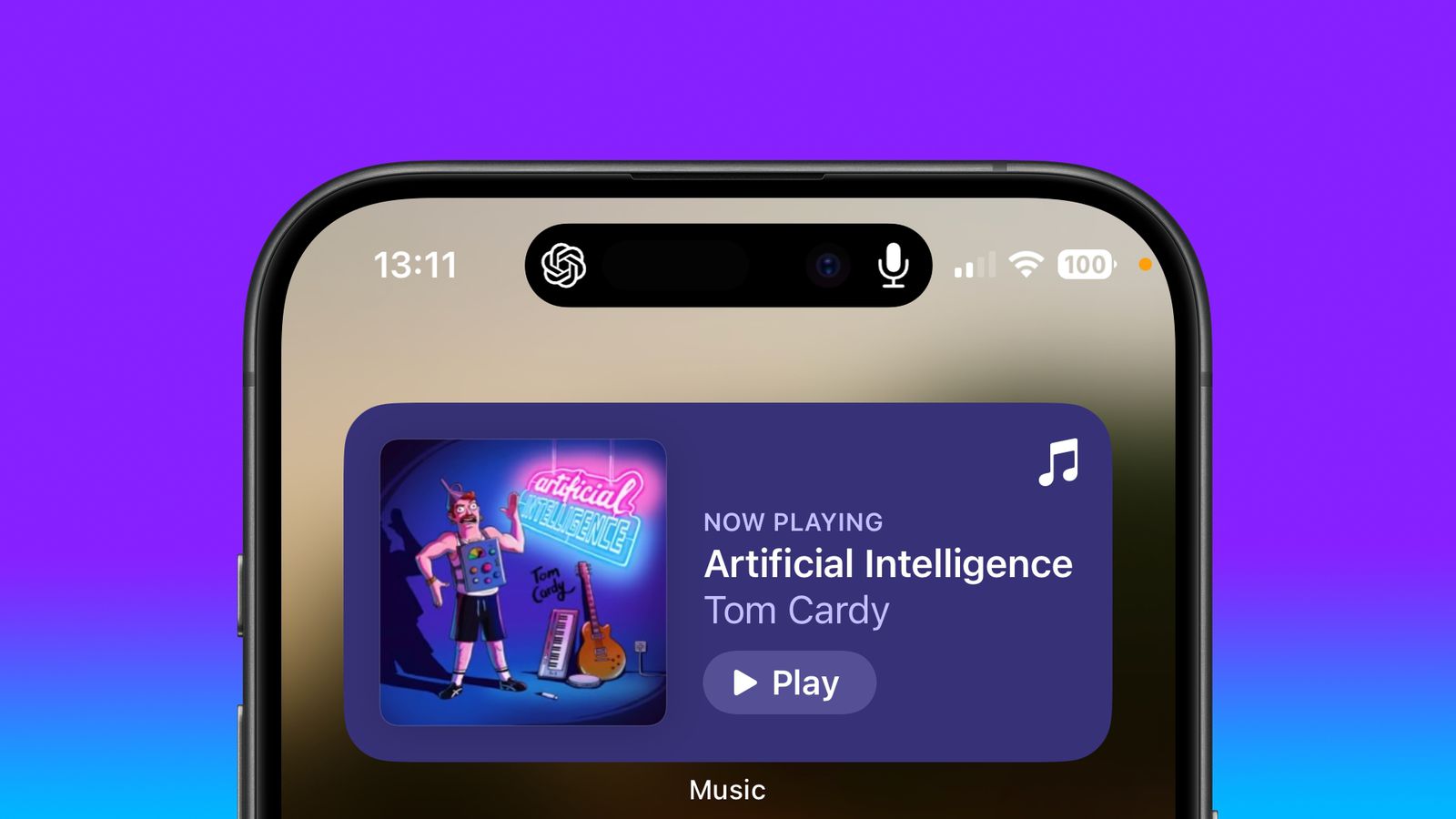 Fan PhoneIslam: In close-up skermôfbylding fan in iPhone-skerm dat it ferske "AI" fan Tom Cardi sjen lit dat spilet yn in muzyk-app, mei in kleurige albumomslach en oanpaste aksje dy't ferskynt.