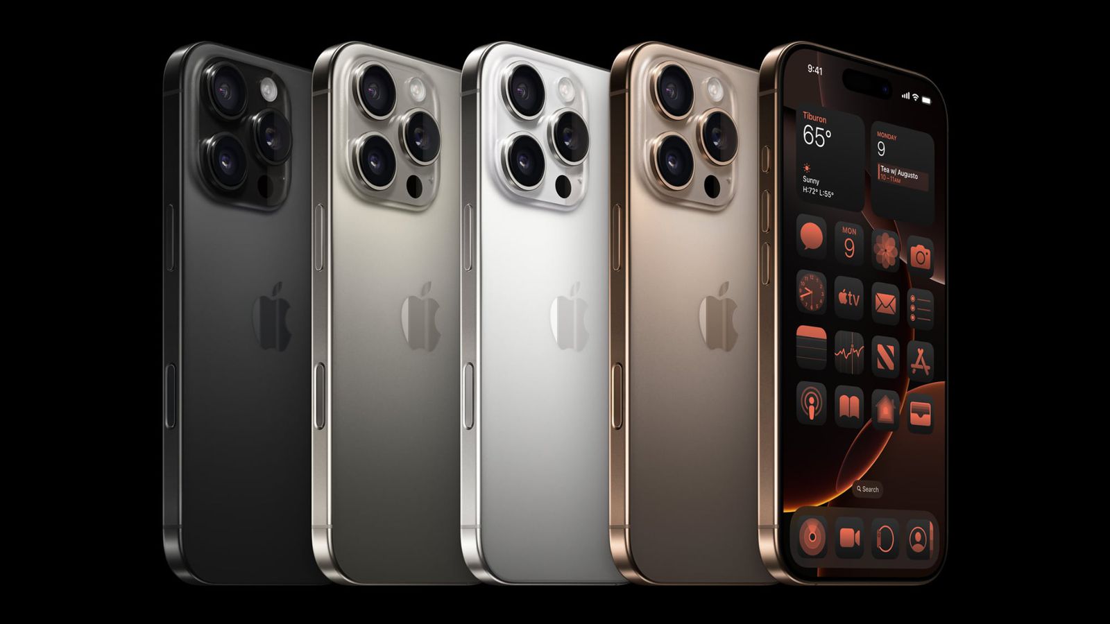 من موقع فون إسلام: يتم عرض خمسة طرازات آيفون 15 برو على التوالي، تظهر أربعة ألوان مختلفة من الخلف وواحد من الأمام مع شاشة رئيسية مخصصة،،، كما ظهر في ملخص أخبار الأسبوع على الهامش.