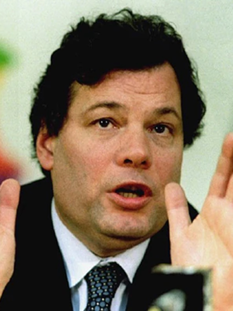 مايكل سبيندلر الرئيس التنفيذي السابق لآبل