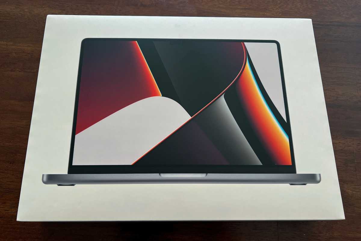 علبة ماك بوك برو مجدد