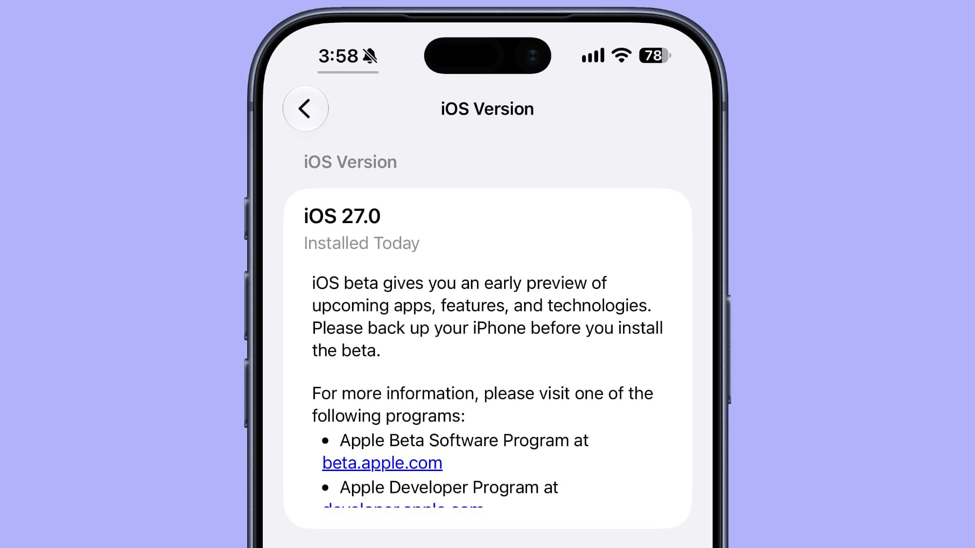 من موقع فون إسلام: شاشة هاتف آيفون تعرض صفحة تثبيت الإصدار التجريبي من نظام التشغيل iOS 17.0، مع تفاصيل حول البرنامج التجريبي وتعليمات النسخ الاحتياطي.