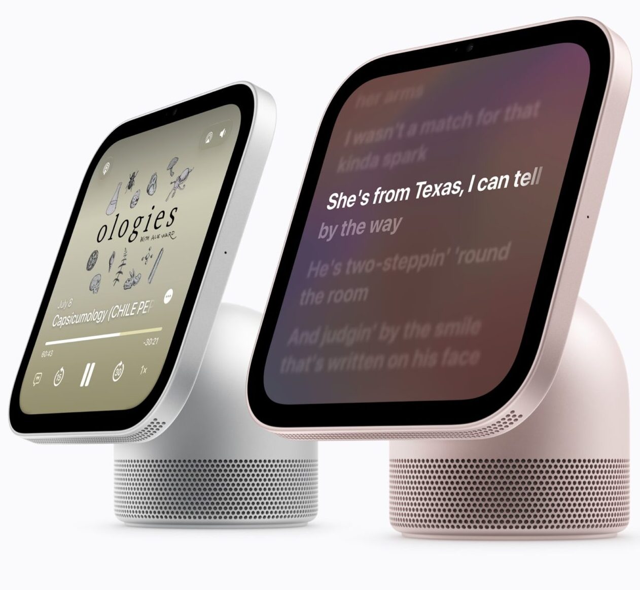 من موقع فون إسلام: ثلاث شاشات ذكية من طراز «Apple Home View» تعرض واجهات بث الموسيقى، بما في ذلك أغلفة البودكاست وكلمات الأغاني وصورة الفنان.